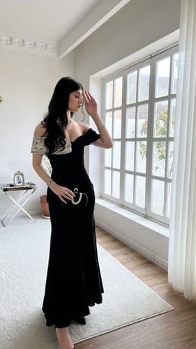 فستان مخملي