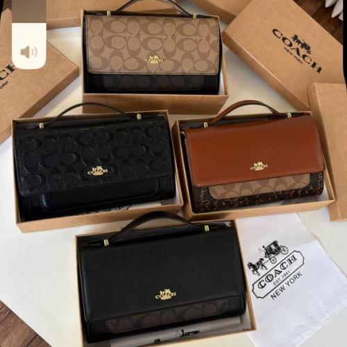 شنطة COACH