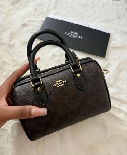 شنطة COACH (بني)