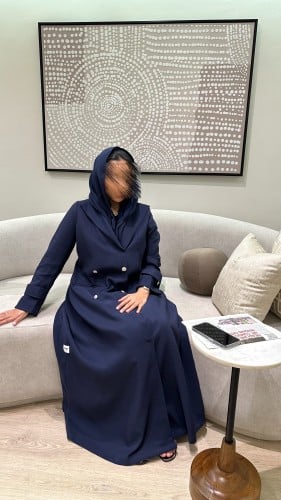 w2 بليزر كحلي مع ازارير ذهبية
