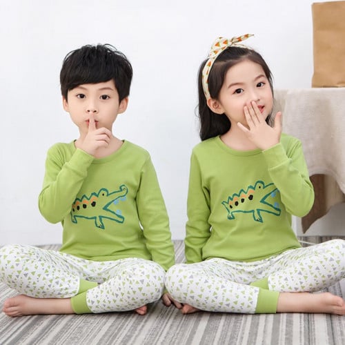 بيجاما ولادي بناتي فستقي وابيض