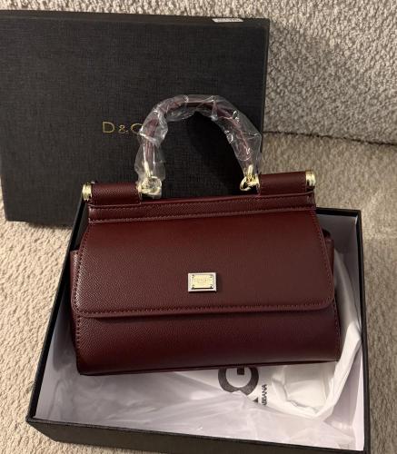 شنطه سيسلي عده الوان