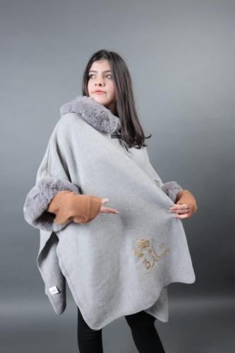 شال شتوي بالاسم مع طاقيه