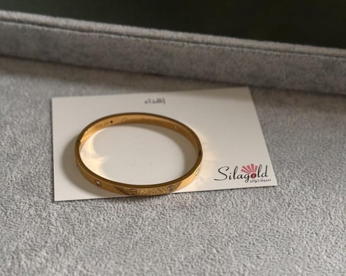 اسواره لوف كرستال