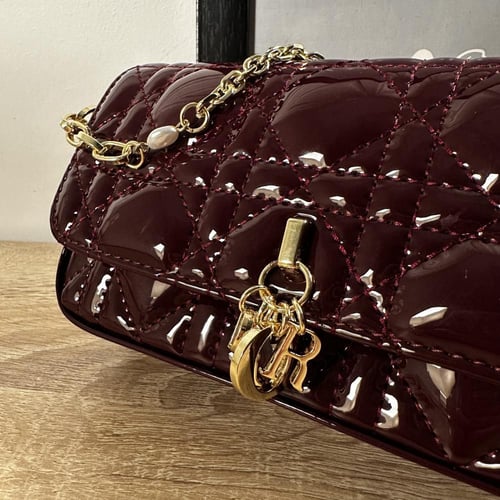 شنطه Diحجم صغير