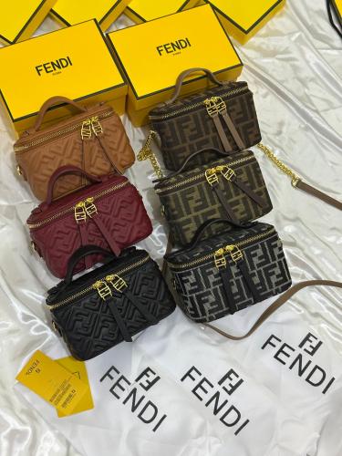 شنطه فندي فاينتى