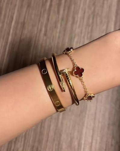 بكج3 اساور كوبي ماركه