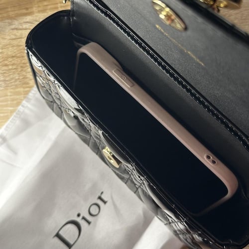 شنطه Diحجم صغير