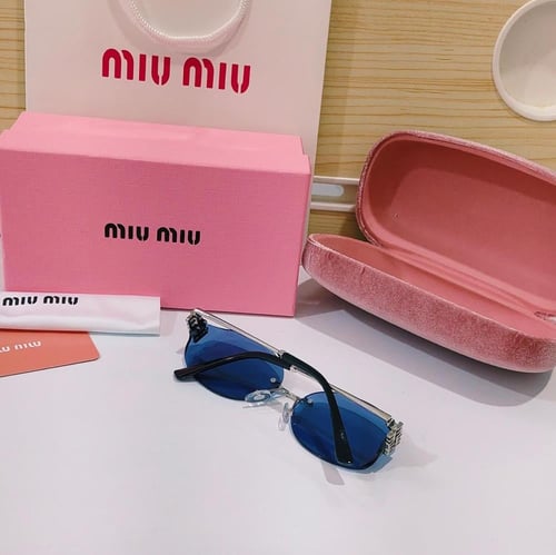 نظاره ماركه miumiu