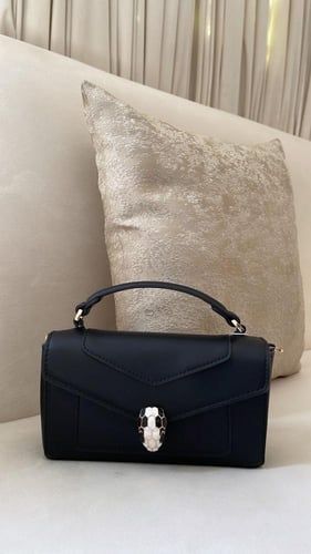 شنطه الثعبان عده الوان