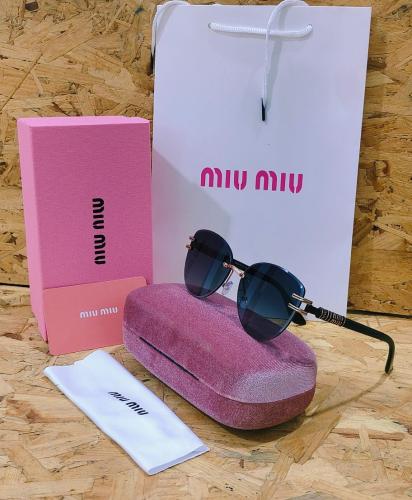 نظاره miumiu