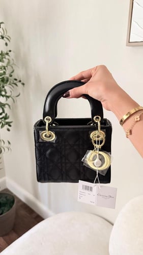 شنطه ليدي جلد مطفي