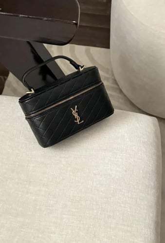 شنطه بحروف SYL