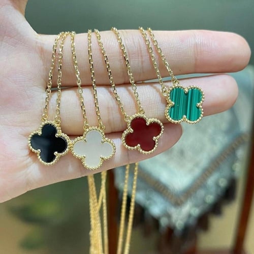 سلسال ورده صدف ابيض مطلي ذهب