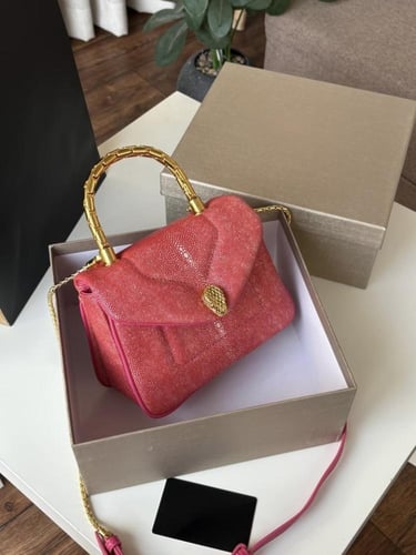 شنطه الثعبان الفاخره