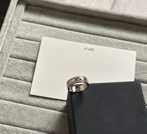 خاتم مع كرستال مطلي ذهب