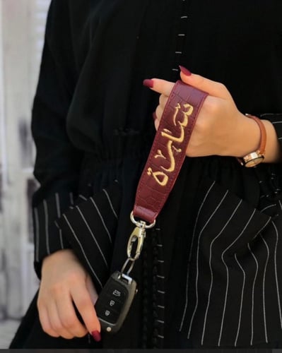 ميداليه بالاسم_الوان متعدده