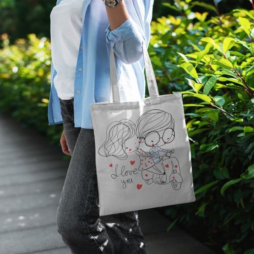 صمم شنطتك عكيفك