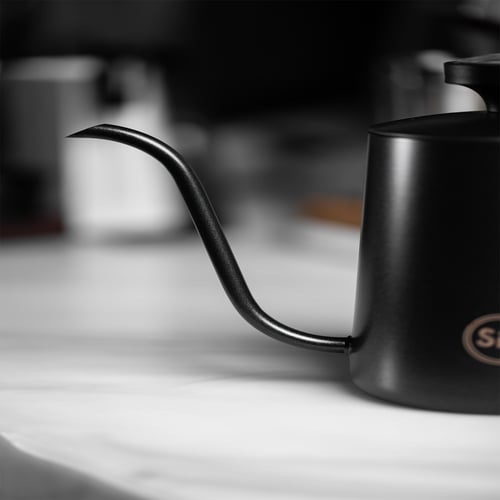 ابريق ترشيح 600ml Sip اسود كلاسيك مع مقياس حرارة