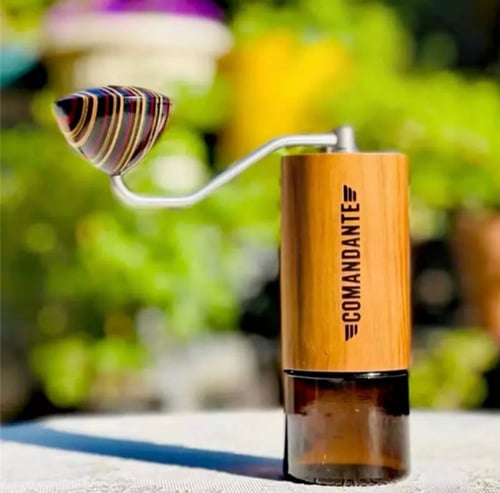 مقبض ملون للطاحونة اليدوية صغير