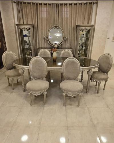 طاولة طعام 7قطع