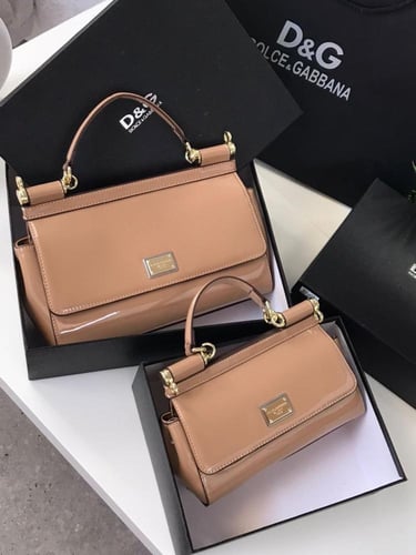 شنطة دولتشي اند غابانا لامع