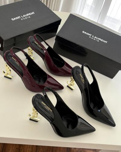 كعب سان لوران