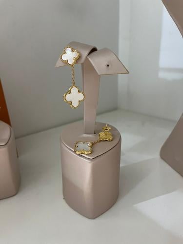 حلق فان كليف مع الملحقات