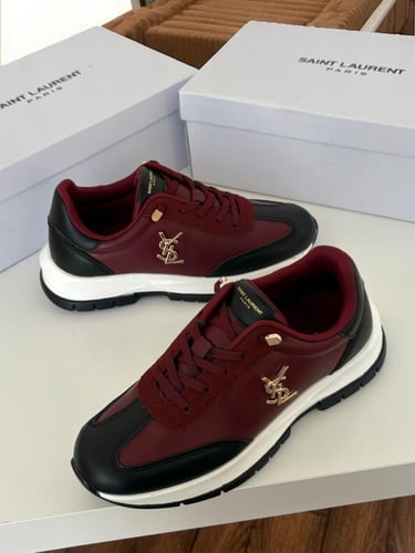 حذاء سان لوران