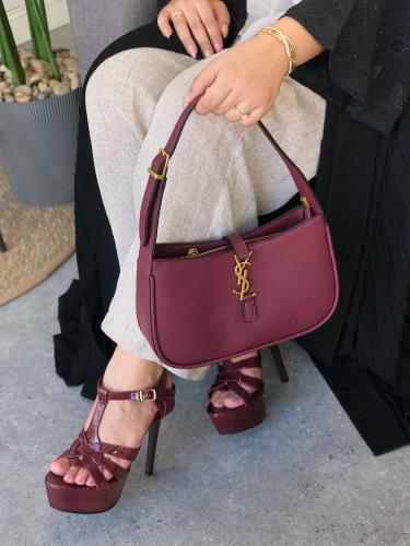 طقم سان لوران الانيق