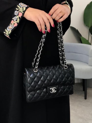 شنطة شانيل كلاسيك