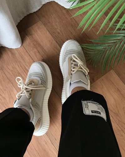 حذاء كلوي الانيق