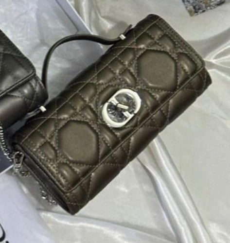 شنطة ديور ميس كاور