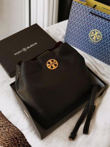 شنطة توري بورش