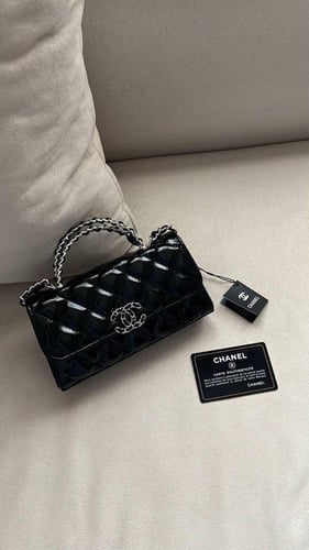 شنطة شانيل كيلي لامع