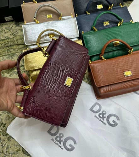 شنطة دولتشي اند غابانا جلد