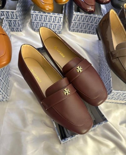 حذاء توري بورش