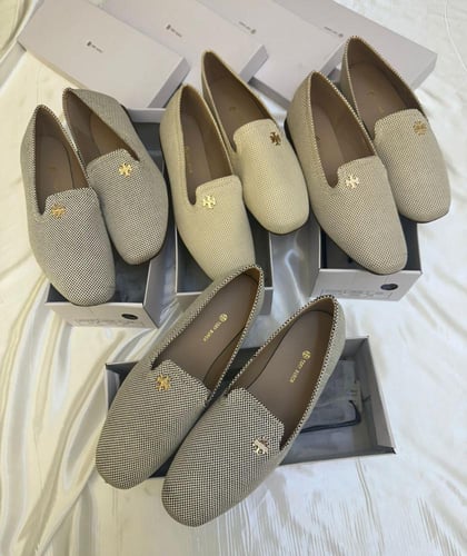 حذاء توري بورش