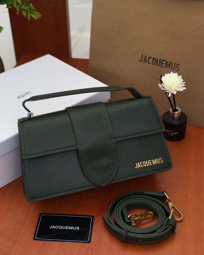 شنطة جاكيموس