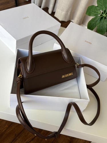 شنطة جاكيموس