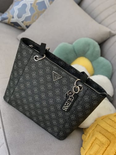 جيس توت باق