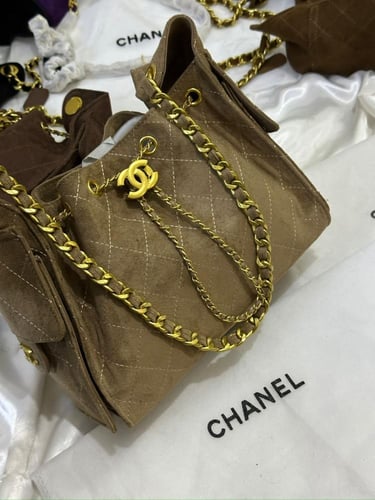 شنطة شانيل 25 مخمل