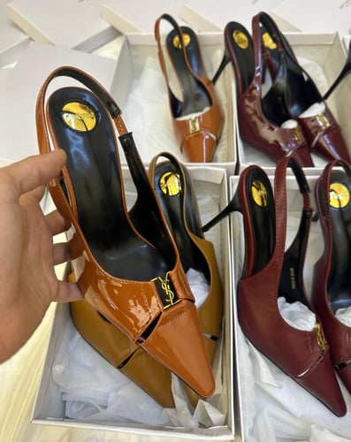 كعب سان لوران