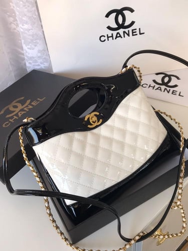 شنطة شانيل شوبنق