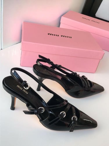 كعب ميو ميو