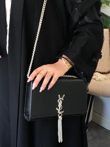 شنطة سان لوران انفلب