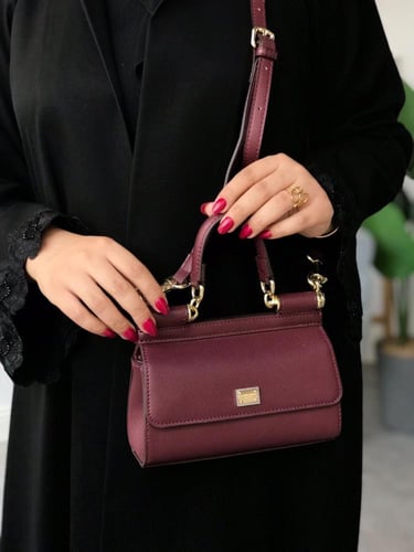 شنطة دولتشي اند غابانا مطفي