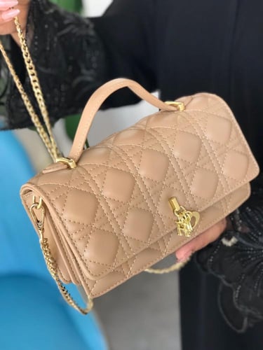 شنطة ديور مطفي قفل ذهبي