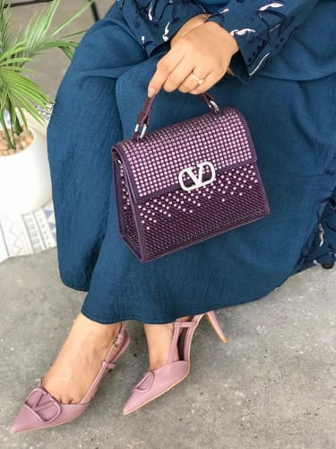 طقم فالنتينو