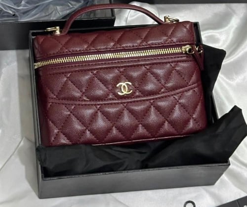 شنطة شانيل مكياج